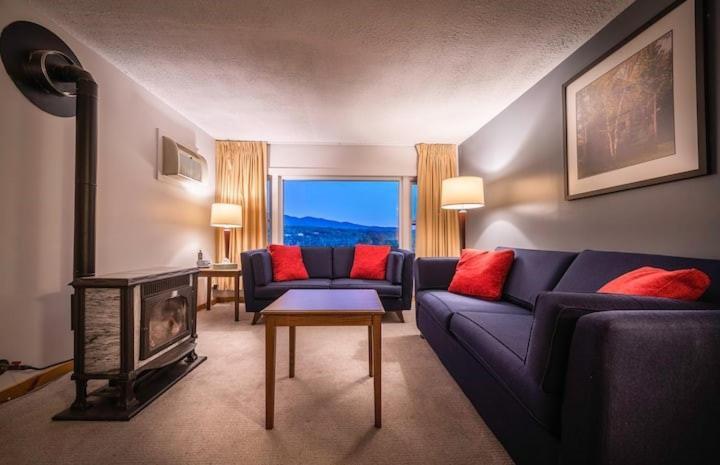 Sun & Ski Inn And Suites Stowe Exteriör bild