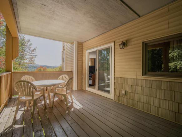 Sun & Ski Inn And Suites Stowe Exteriör bild