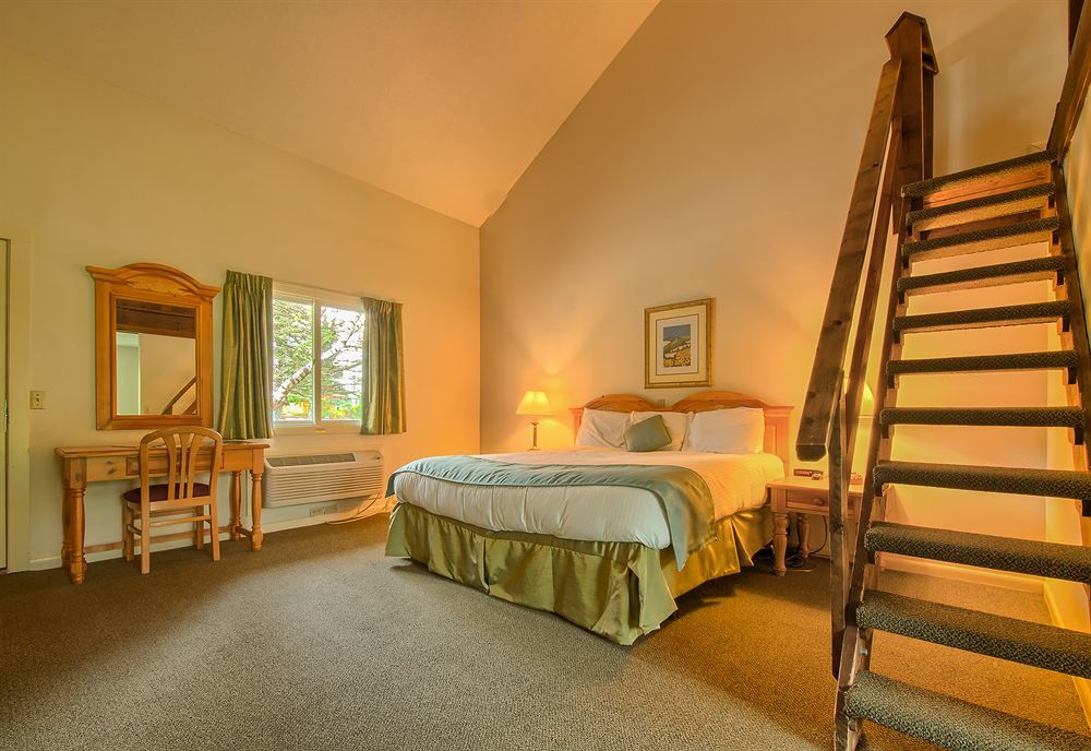 Sun & Ski Inn And Suites Stowe Exteriör bild